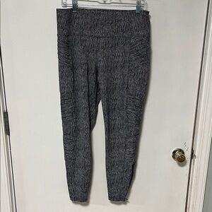 ATHLETA Women's Delancey Textured Moto Tight Legging Braiden Black Large Workout